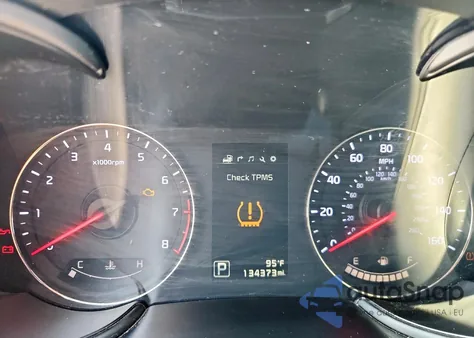 2015 Kia K900 из США, поврежденный, VIN KNALU4D44F6026285